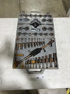 lot 46 image: TAP & DIE SET