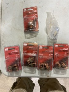 lot 121 image: QTY 5 - 6 SOL-2 AWG SPLIT BOLT CONNECTORS