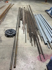 lot 133 image: LARGE ASSORTMENT OF METAL PIPE