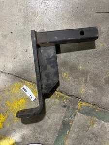 lot 156 image: 12 DROP HITCH