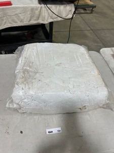 lot 184 image: 20 LBS BAG OF HIGH QUALITY RAGS