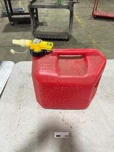 lot 223 image: 5 GALLON GAS CAN
