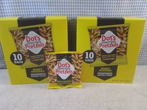 lot 11 image: (B-2) 20 Bags of Dots Honey Mustar...