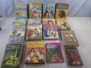 lot 33 image: (CS) Assorted Vintage Books Includi...