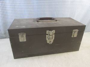 lot 74 image: (EW3) Kennedy Tool Box CS-16-527113...