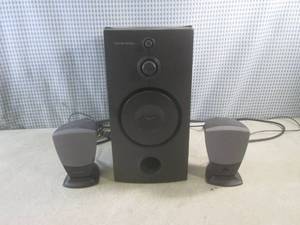 lot 75 image: (A-2) HarmanKardon Powered Speaker...