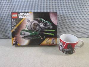 lot 90 image: (BS) Unopened Lego Star Wars Yodas...