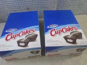 lot 194 image: (B-3) 2 Boxes of Hostess Cup Cakes ...