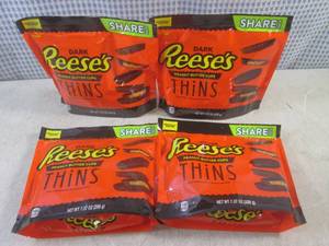 lot 200 image: (B-2) 4 Share Pack Bags of Dark Ree...