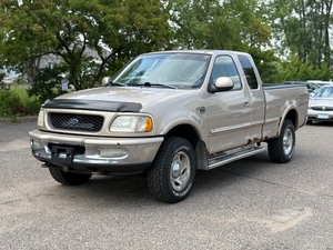 lot 4 image: 1998 FORD F-150 LARIAT 4x4