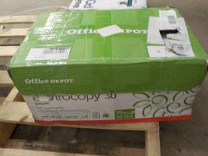 lot 18 image: Office Depot 5000 Sheets White 8 1...