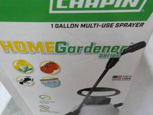 lot 189 image: Home Gardener 1 Gallon Sprayer...