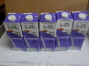 lot 222 image: 5 Lechia Organic Almond and Chia Un...