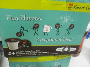 lot 233 image: 24 Individual Single Serve Cups Spi...