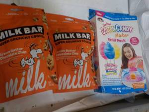 lot 238 image: Cotton Candy Refill Pack and Milk B...