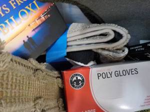 lot 103 image: Rugs, shelf liner, books, gloves and more