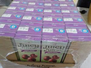 lot 285 image: 32 pack Grape Juicy Juice...