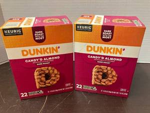 lot 15 image: Dunkin CandyD Almond K-Cups