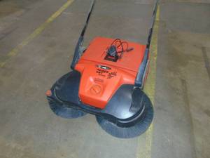 lot 22 image: Haaga 697 Profi-line Battery Powered Triple Brush Sweeper, 38 Width