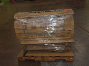 lot 24 image: Mixed Cardboard Box Cutting Dies