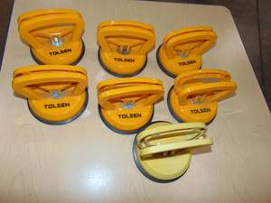 lot 52 image: Mixed 4 Inch Industrial Suction Cups
