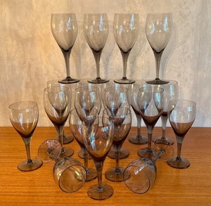 lot 43 image: Set of 20 Vintage Smoky Glass Stemware Wine Glasses