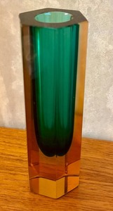 lot 45 image: 6 Inch Hexagonal Art Glass Vase with Amber and Green