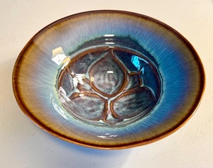 lot 55R image: Artisan Crafted Ceramic Bowl with Decorative Glaze, 8 Inch