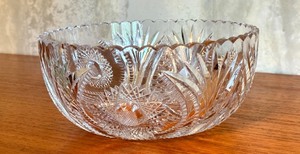 lot 74R image: Vintage Glass Works American Cut Glass Fruit Bowl