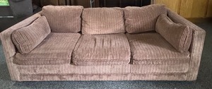 lot 99 image: Vintage Rowe Corduroy Sofa Sleeper Comfortable Soft Couch
