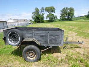 lot 6 image: Garden Utility Trailer