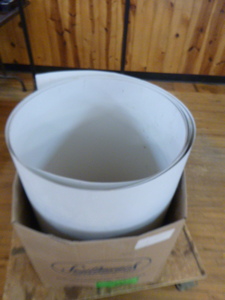 lot 7 image: White Trim Coil