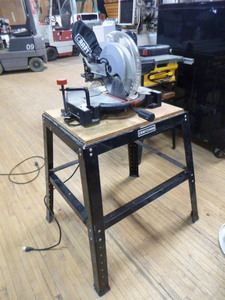 lot 85 image: Craftsman 10 Compound Miter Saw