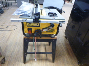 lot 86 image: DeWalt 10 Table Saw on Stand