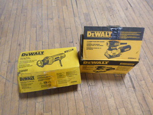lot 90 image: 2 DeWalt Power Tools
