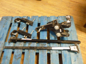 lot 102 image: E2 Hitch StabilizerReceiver Hitch