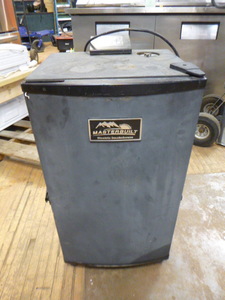 lot 123 image: Masterbuilt Electric Smokehouse Smoker