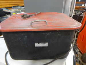 lot 130 image: Portable Parts Washer