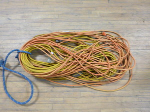 lot 133 image: 2 Extension Cords