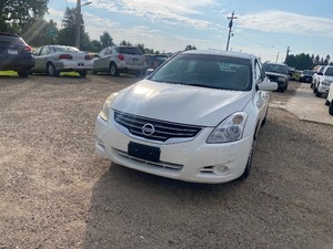 lot 11 image: 2011 Nissan Altima Hybrid