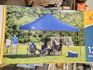 lot 11 image: Quik Shade ST144 12 x 12 Straight Leg Canopy