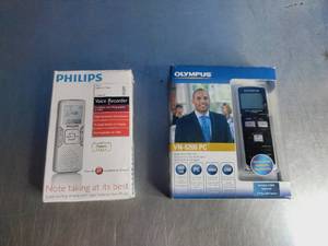 lot 29 image: 2 Voice Recorders