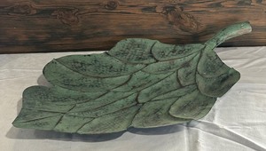 lot 116 image: Metal Leaf Motif Platter