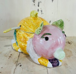 lot 45 image: Vegetable and Pig Ceramic Soup Tureen with Lid and Ladle