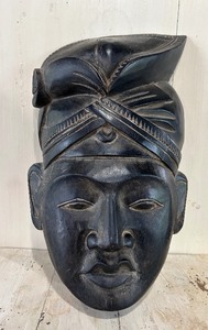 lot 51 image: 13 Carved Wood Tribal Wall Mask