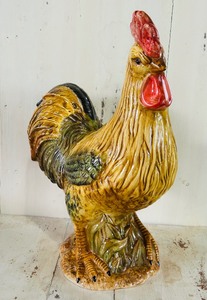 lot 58 image: Decorative Ceramic Rooster