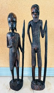 lot 60 image: Pair of Vintage African Wood Carved Tribal Statues