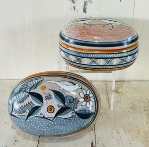 lot 82 image: Set of 2 Handpainted Ceramic Boxes with Bird and Floral Motifs