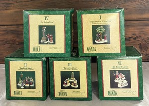 lot 169A image: Department 56 Twelve Days of Christmas Figurines
