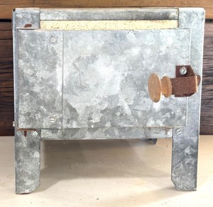 lot 180 image: Thompson Enameling Kiln Thomas L Thompson Co